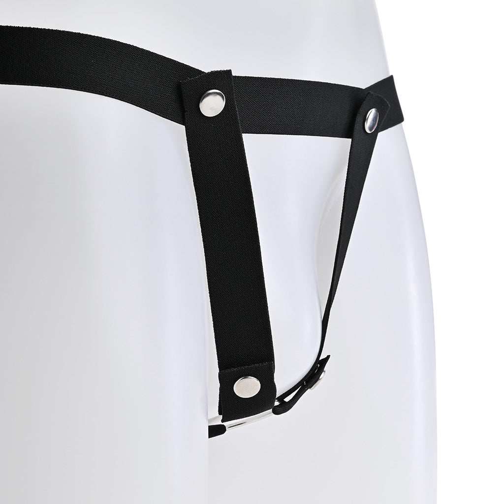 Close up of the black elastic straps, metal buttons and o-ring.